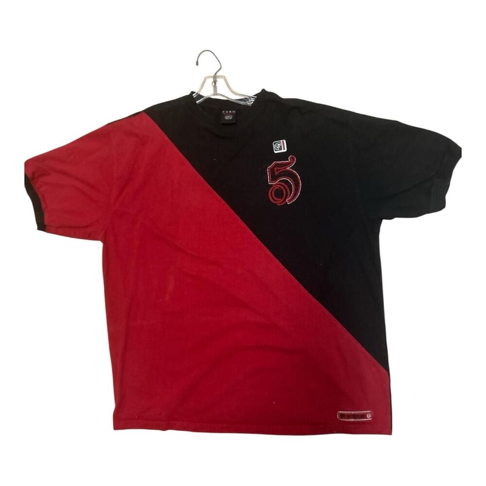 Fubu Men's Red and Black T-shirt